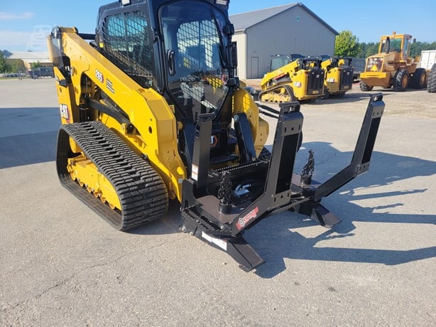 Virnig Salt spreader attachment on a skid loader
